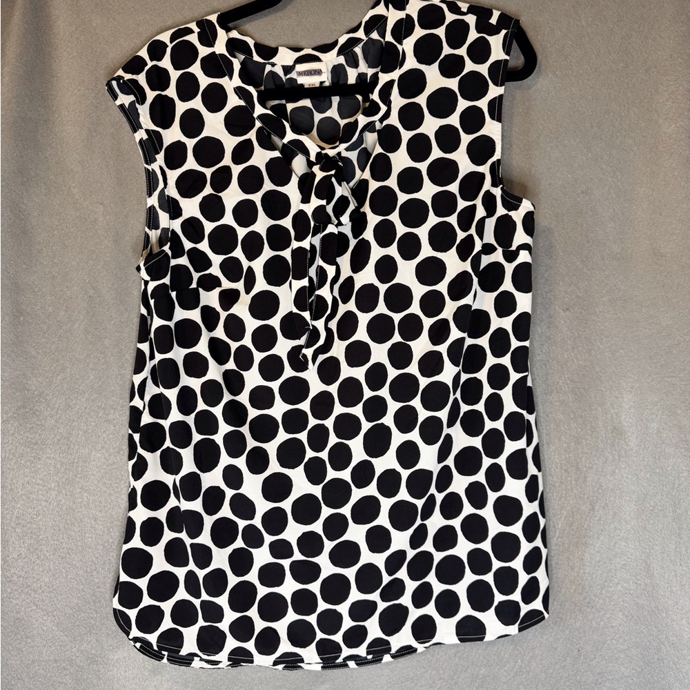 Merona Black and White Polka Dot Blouse. Excellent Condition.